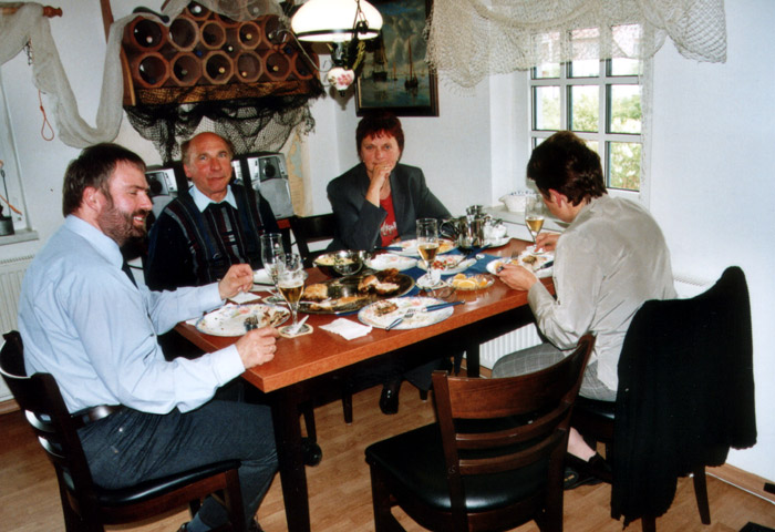 Foto vom Vereinsleben: Maiauslaufen 2004 mit der MS „Baltica“